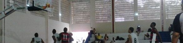 TIME RUBRO NEGRO ADULTO VENCE PRIMEIRO JOGO DO CAMPEONATO 2014