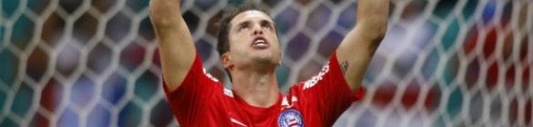 Após vitória, Lomba comemora: “Escutei a torcida gritar de novo”