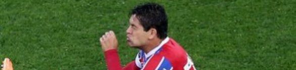 Fahel recebe o terceiro cartão amarelo e desfalca o Bahia contra o Criciúma