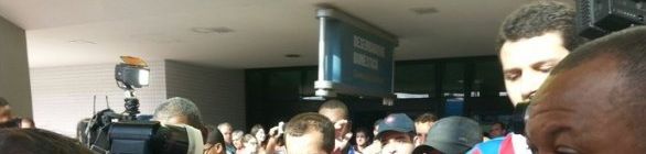 Direção do Bahia se cala e “caso Romagnoli” segue sem definição