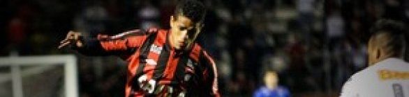 Caso Léo: justiça extingue ação e determina multa para o Atlético-PR