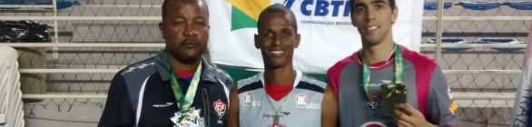 ATLETAS DO VITÓRIA CONQUISAM TRÊS MEDALHAS NO CAMPEONATO BRASILEIRO DISPUTADO