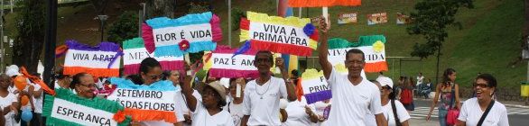 Caminhada da Primavera levou dezenas ao Dique do Tororó 