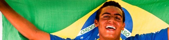 CAMPEÃO MUNDIAL DE MARATONAS AQUÁTICAS TEM O APOIO DO FAZATLETA DA BAHIA