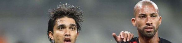 Vitória não segura pressão e é derrotado pelo líder Cruzeiro no Barradão