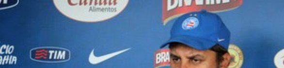 Kleina lamenta ausência de Potita e confirma Titi na equipe titular do Bahia