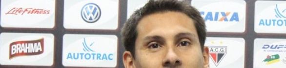 Adriano Alves aguarda exames médicos para assinar com o Bahia