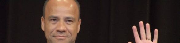 Após derrota, Soares critica árbitro e avalia: “Faltou a gente ser agressivo”