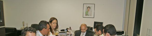 PROJETO ESPORTIVO BRINCAR DE VIVER DE BARREIRAS RECEBE APOIO DA SETRE