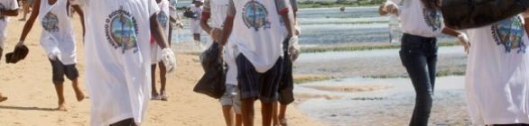 PROJETO PASSANDO O RODO NAS PRAIAS APORTA EM STELLA MARIS  NESTE SÁBADO (28)