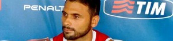 Maxi explica comemoração no Ba-Vi e dedica boa fase a Sérgio Soares