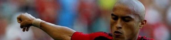 Machucado, Nino se esforça para ficar à disposição para jogo contra o Ceará