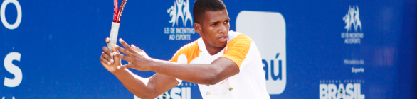 Fruto de projeto social em Salvador, tenista aposta na experiência