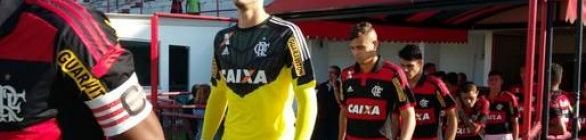 Equipes que irão disputar Copa 2 de Julho começam a chegar em Salvador O Flameng