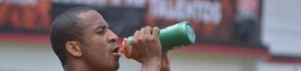 Vitória oficializa acerto com Pereira, que deve ser regularizado até sexta