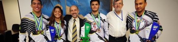 SETRE RECEBE EQUIPE QUE CONQUISTOU 3º LUGAR NO BRASILEIRO DE BICICROSS