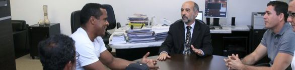 GOVERNO DA BAHIA PROMETE MAIS AJUDA AO REMADOR PARATLETA QUE CONQUISTOU VAGA