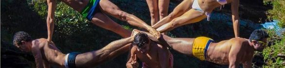 ACROYOGA NO FAROL DA BARRA NESTE SÁBADO