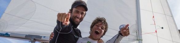 Mateus Tavares e Gustavo Carvalho são campeões do Mundial de Snipe, na Itália