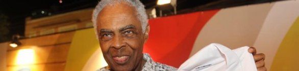 Abadá tricolor: Gilberto Gil e Igor Kannário ganham camisas do Bahia