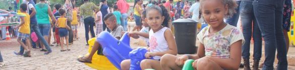 Em Itaetê, Caravana do Lazer é recebida por centenas de crianças