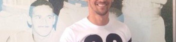 Herói em 2007, Charles visita o Bahia e diz: 