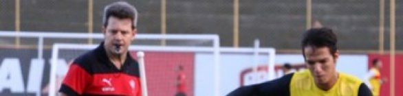 Argel surpreende, adianta escalação e revela que Flávio substitui Marcelo