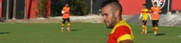 José Welison explica mudanças no Vitória: “Fechar lado direito do Santos”