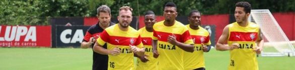 Sem Marinho, Vitória volta aos trabalhos para enfrentar o Palmeiras