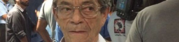 Presidente do Vitória pede desculpas à torcida e critica inimigos internos