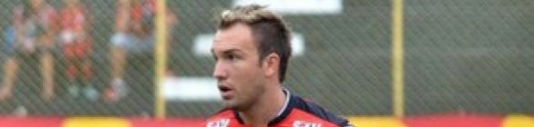 “Vitória contratou e fez o elenco para permanecer”, alfineta Willian Farias