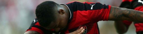 Marinho e ascensão em casa marcam permanência do Vitória na Série A