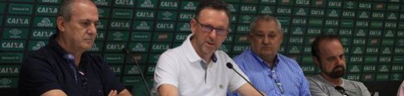 Presidente da Chapecoense oficializa os primeiros 4 reforços para 2017