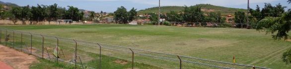 Sudesb entrega obra de iluminação no estádio de Macaúbas