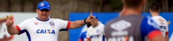 Guto Ferreira elogia time após estreia: 