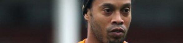 Assis confirma reunião com Coritiba para tratar sobre Ronaldinho Gaúcho