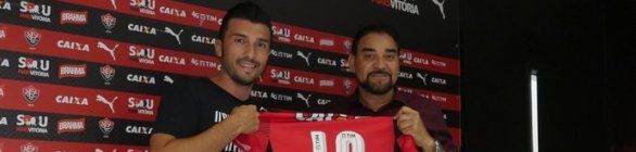 Dátolo com a 10 e ausência da camisa 2: Vitória divulga numeração de 2017