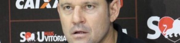 Argel Fucks elogia volante Bruno Ramires: “Jogador alto, rápido, forte”