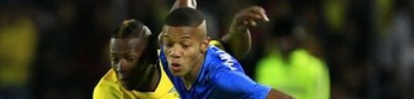 Em duelo de maiores campeões, Brasil encara o Uruguai com discurso de final