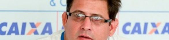 Guto avisa que vai usar time titular, mas tem dúvida sobre Diego Rosa