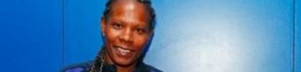 Em goleada do PSG, Formiga marca seu primeiro gol pelo clube francês