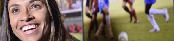 Marta é escolhida por jogadoras para a seleção ideal do futebol feminino