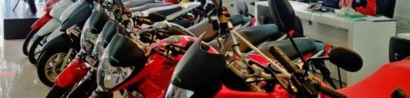 Vendas de motos no Brasil caem aos níveis registrados 12 anos atrás