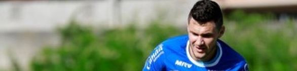 Com volta de Tiago, Bahia divulga lista de relacionados para pegar o Flu