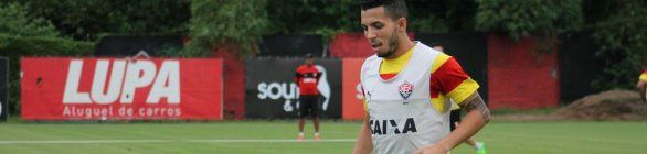 Com Flávio e sem Fred, Vitória divulga lista de relacionados para domingo