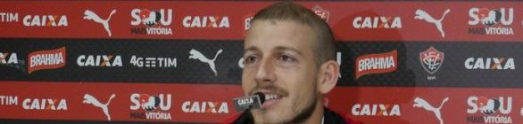 Após empate, Uillian Correia lamenta chances perdidas: 