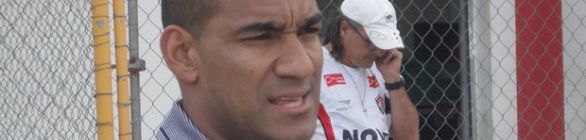 Atento ao histórico de Rodrigo, Vitória espera exames para assinar contrato